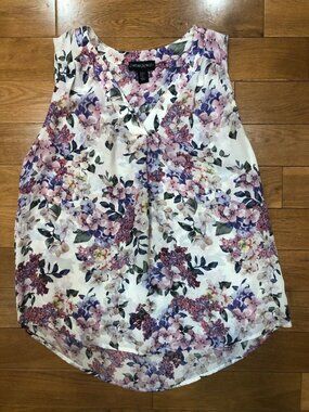 Cynthia Rowley Featherweight Floral V-Neck Blouse Top Pink Purple Multicolor - M